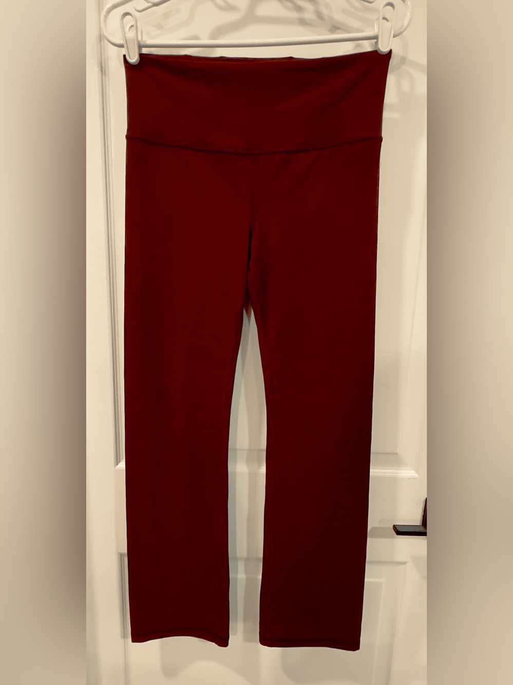 Athleta Elation Straight Leg Pant Maroon Medium Petite